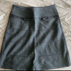 🖤 Athleta Grey Athletic Skirt – XXS